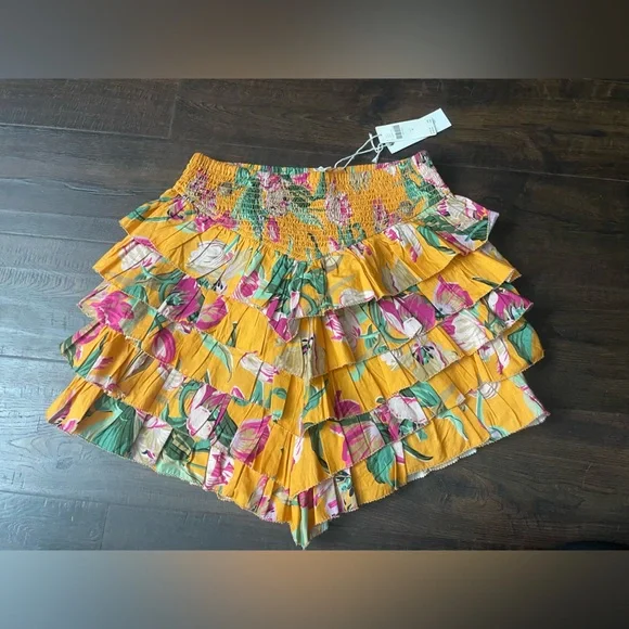 BNWT Anthropologie mini ruffle skirt
NWT size M. #A6 - Picture 1 of 4